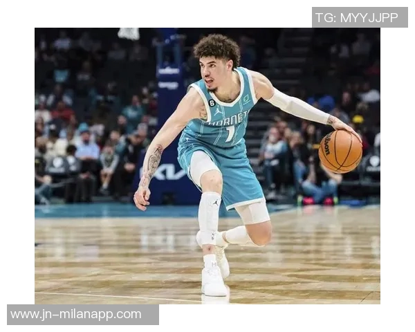 考辛斯称拉梅洛为黄蜂最佳球员但绝对领袖之位仍需争夺